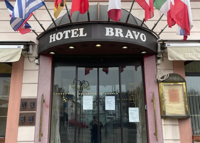 Hotell Bravo 3*